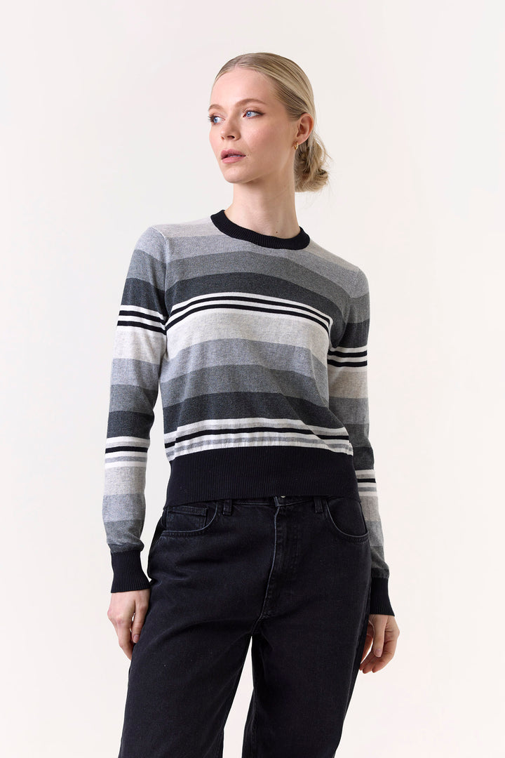 Ivy Strip Crew in Black