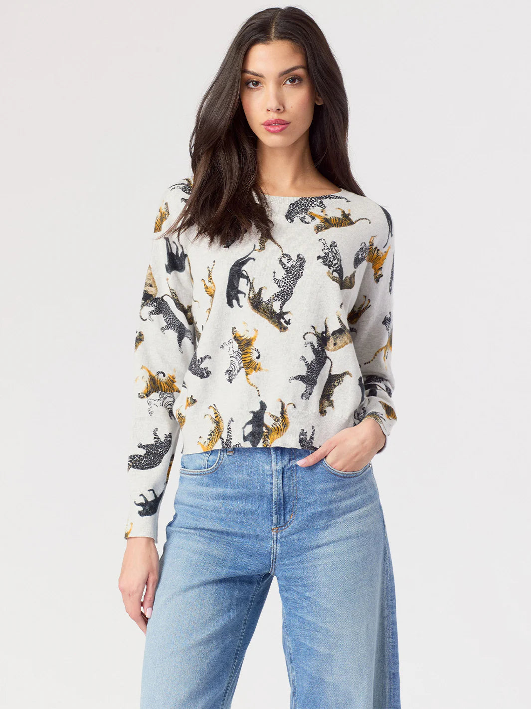 Tiger Print Crewneck Silver
