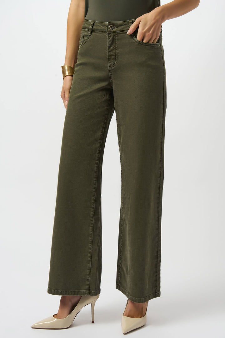 Classic Wide-Leg Stretch Denim Jeans
