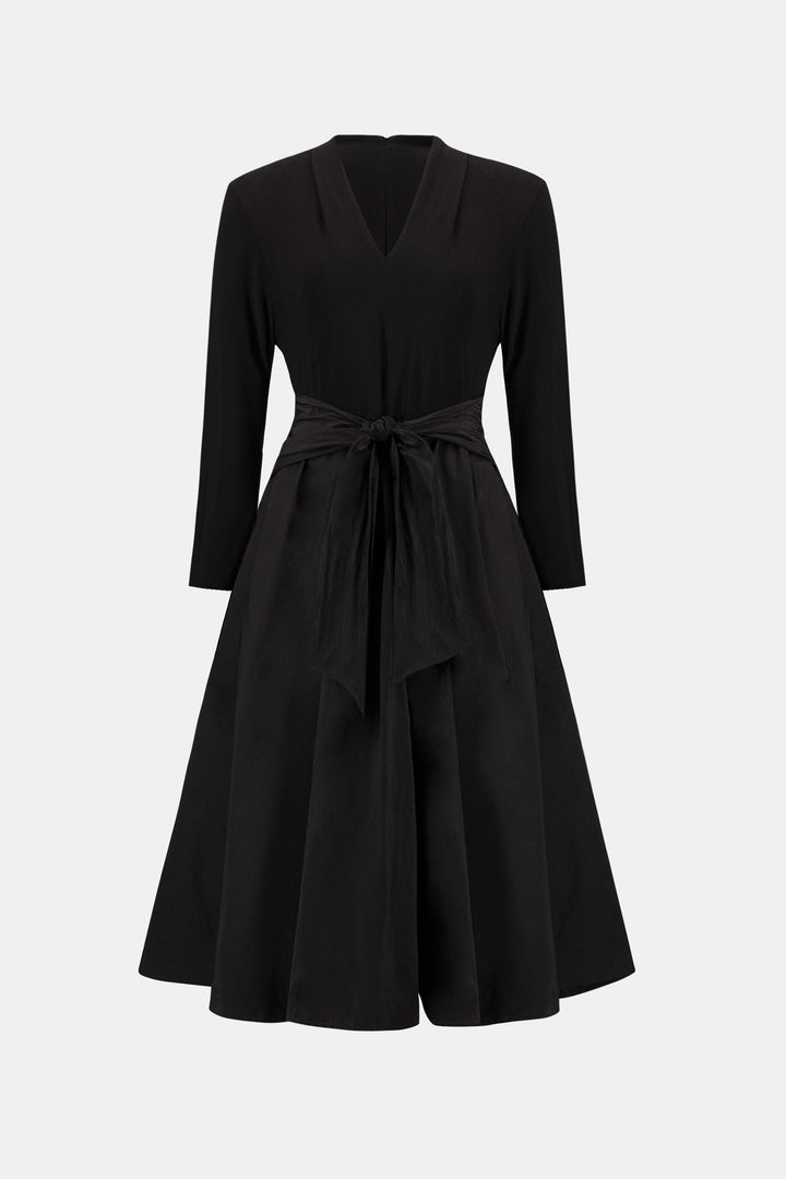 Fit &amp; Flare V Neck Dress Black