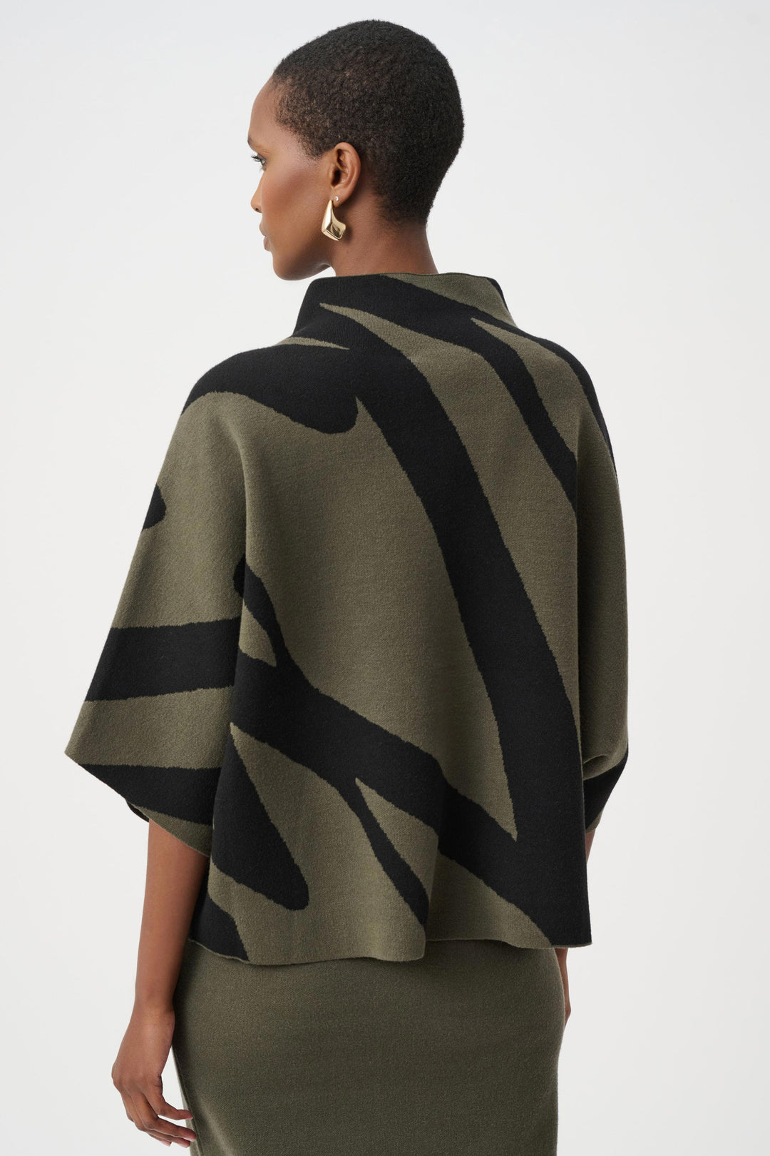 Jacquard Boxy Funnel Sweater Avacado