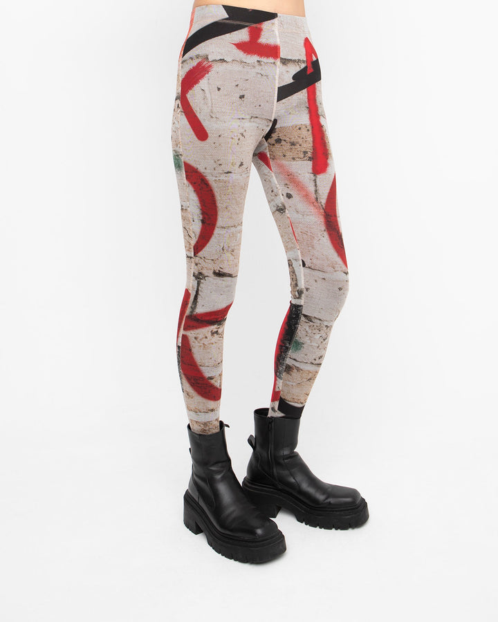 Ozai N Ku Krylon Leggings, Graffiti