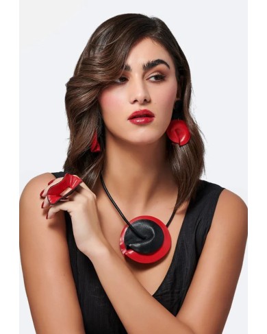 Twister Leather Necklace Black Red