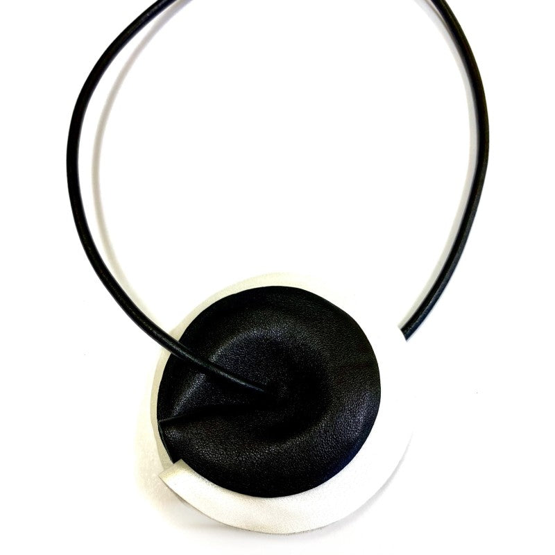 Twister Leather Necklace Black White