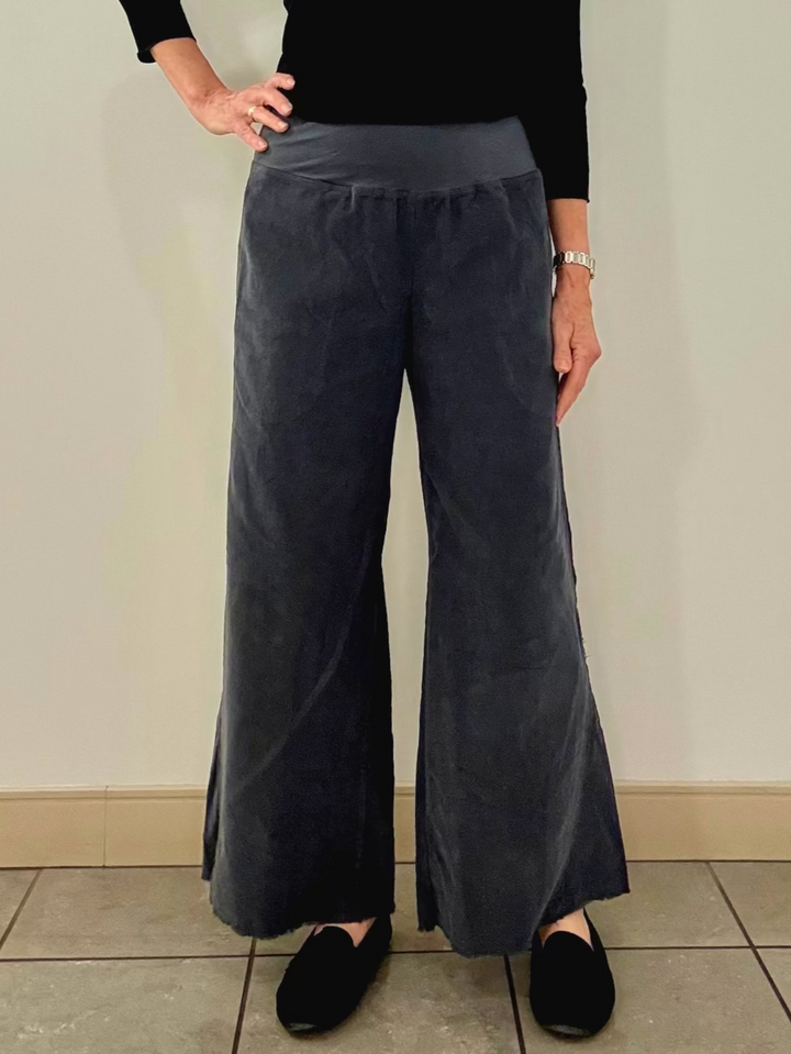 Wide Leg Cord Pant in Shale