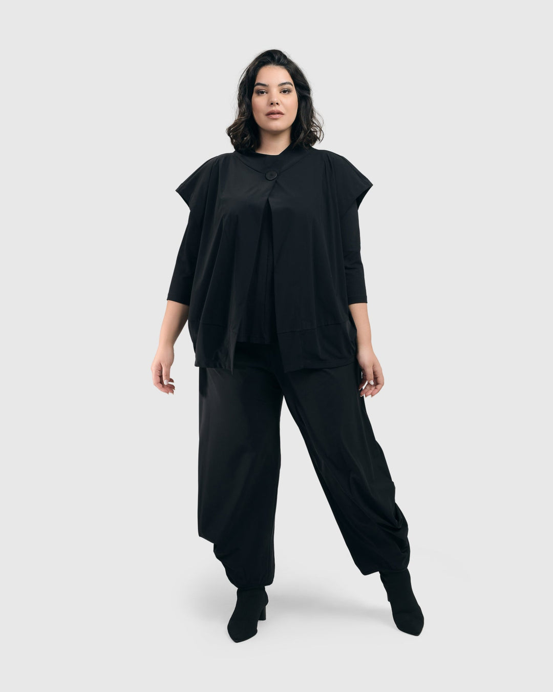 Essential Tekbika Go-To Vest Jacket, Black