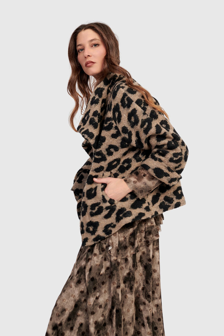 Wildcard Cozy Jacket, Leopard