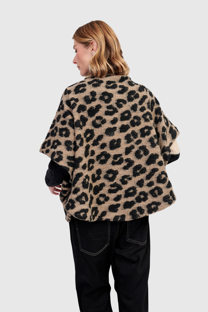 Panthera Cozy Cropped Jacket, Leopard