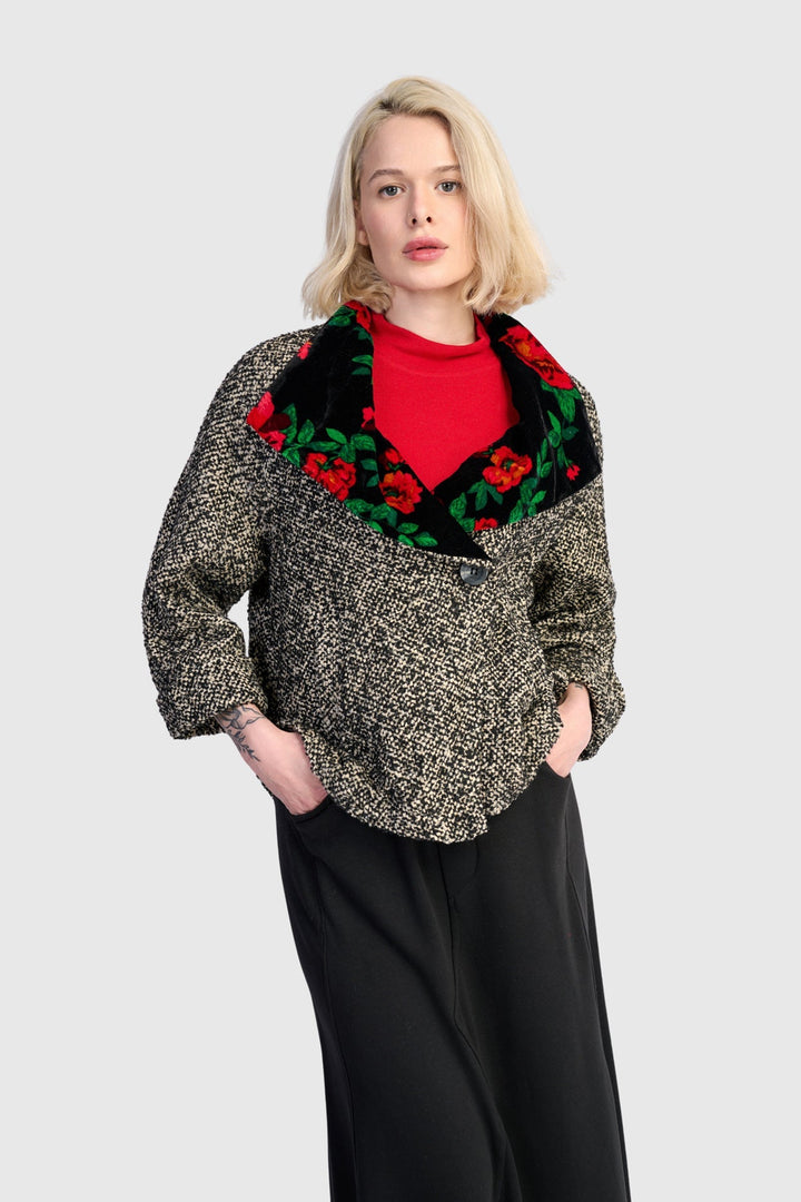 La Vie Boucle Jacket, Roses