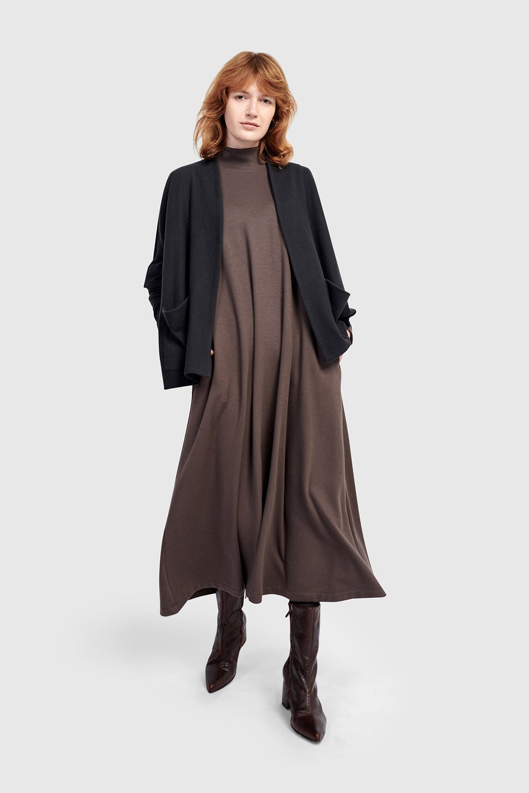 Urban Cloud Nestle Cardigan, Black