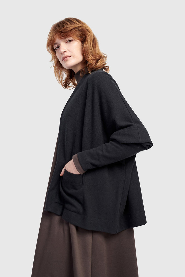 Urban Cloud Nestle Cardigan, Black