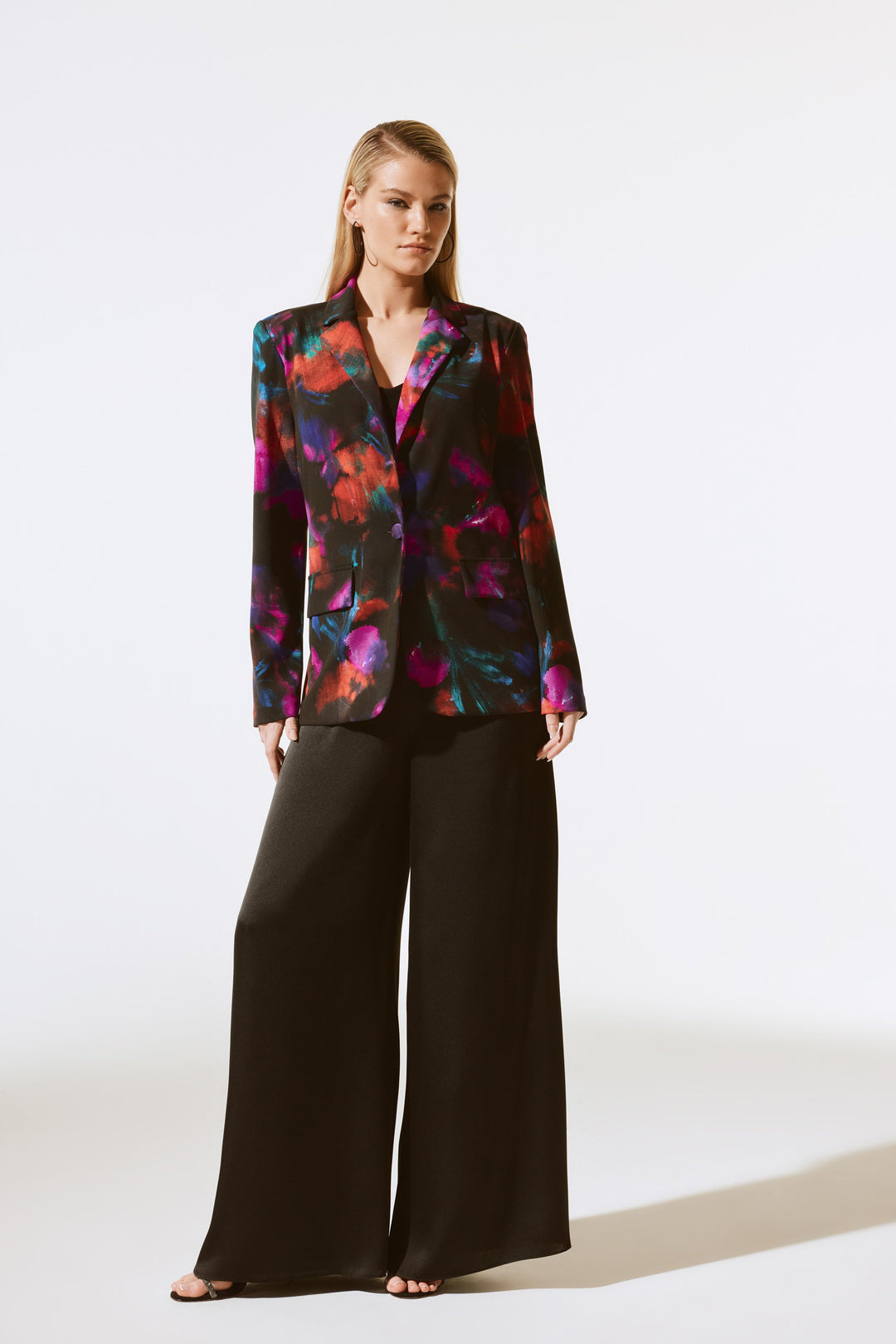 Silky Knit Floral Blazer