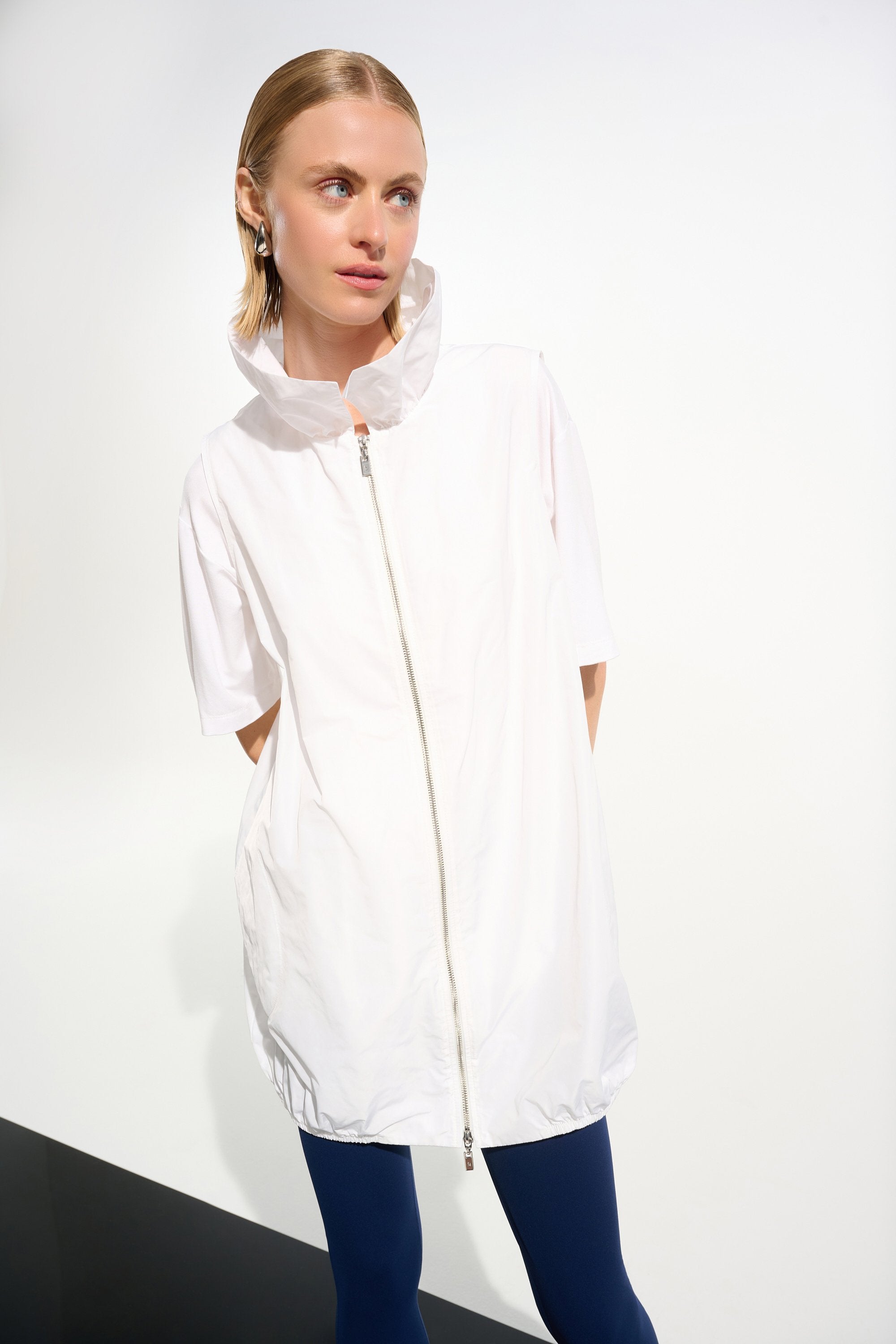 ジャケット・アウター argue Cocoon Coat Vest argue COCOON COAT VEST BLACK