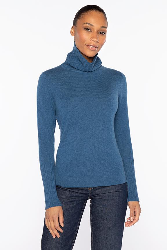 CHUNKY TRIM T-NECK