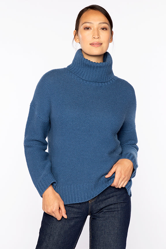Garter T-Neck