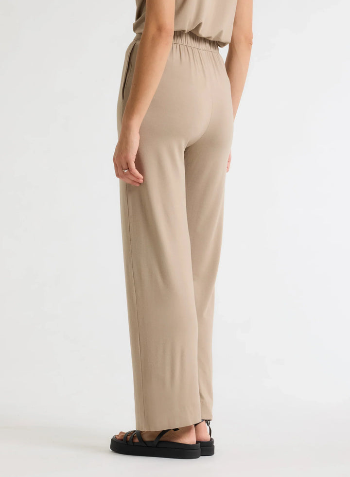 Soft Touch Soft Leg Pant