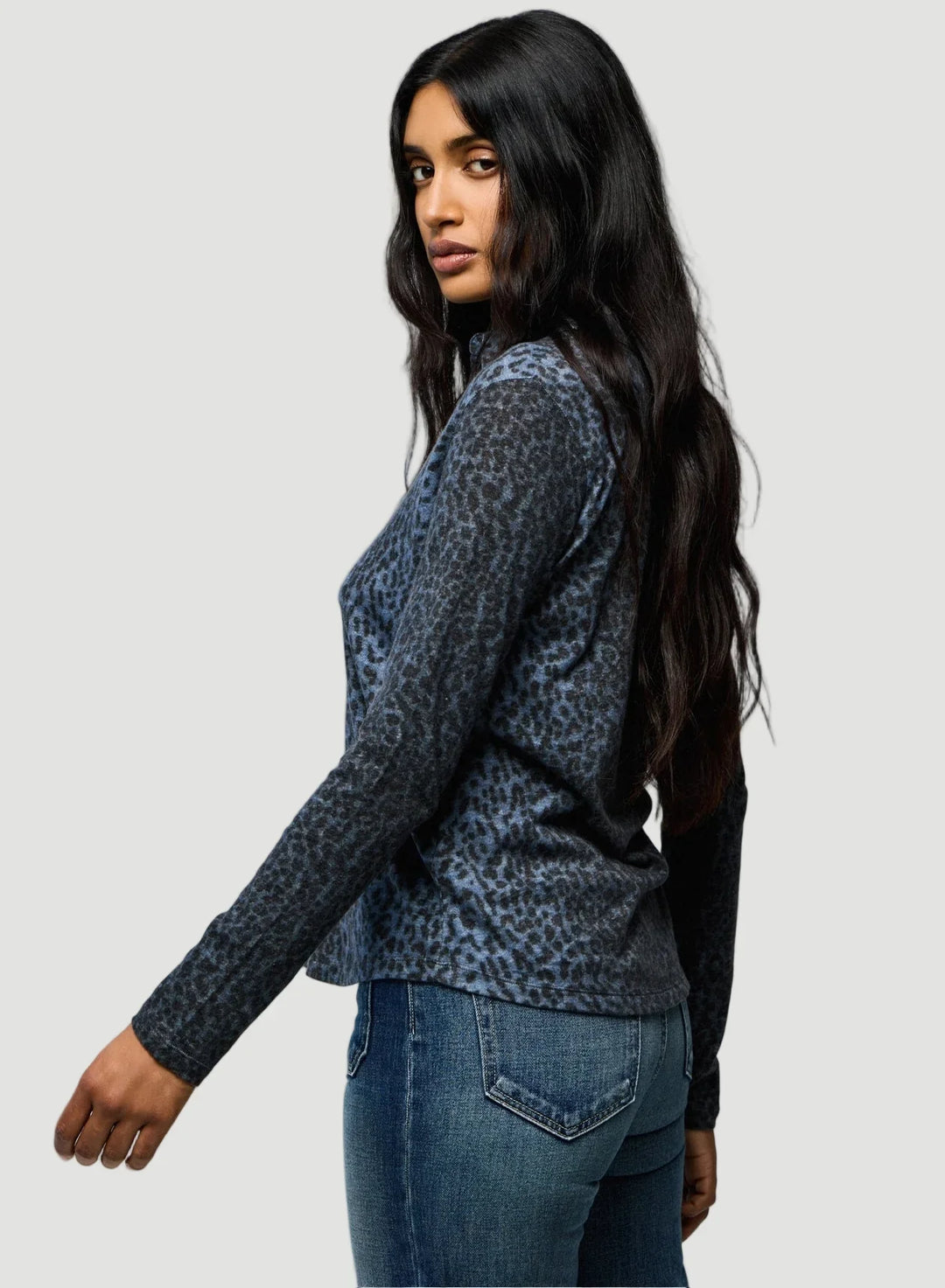 Cotton Cashmere Long Sleeve Leopard Novelty Shirt - SHIRT - Majestic Filatures North America