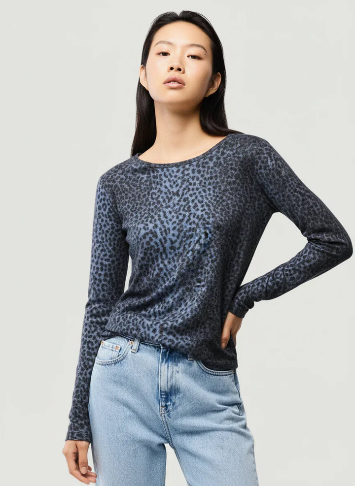Cotton Cashmere Long Sleeve Leopard Novelty Crewneck T-Shirt - CREWNECK L/S - Majestic Filatures North America