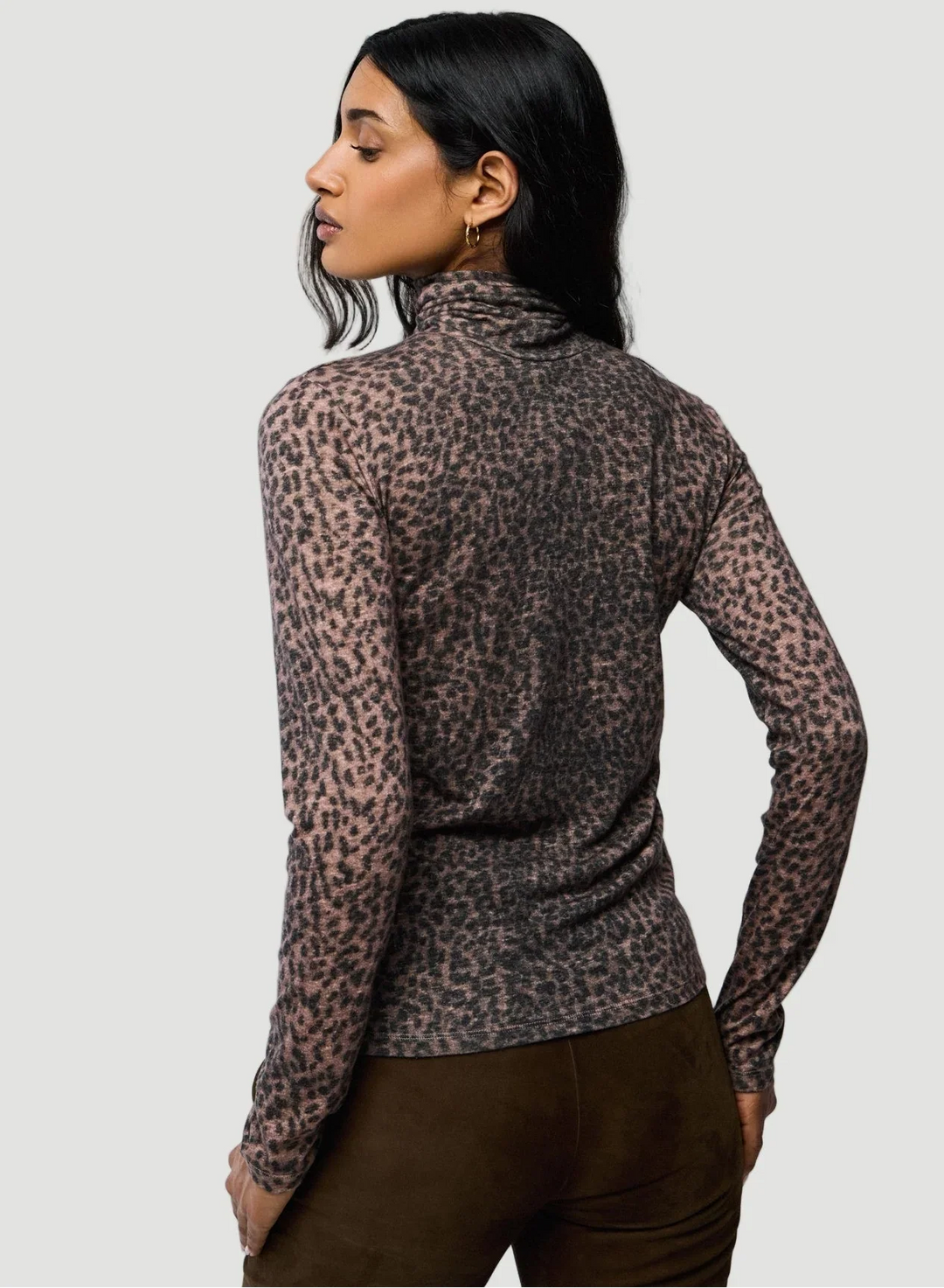 Cotton Cashmere Long Sleeve Leopard Novelty Turtleneck - TURTLENECK L/S - Majestic Filatures North America