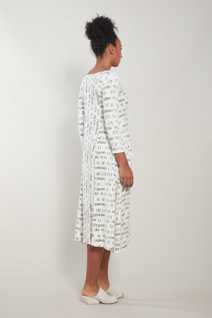 Carole Dress White Script