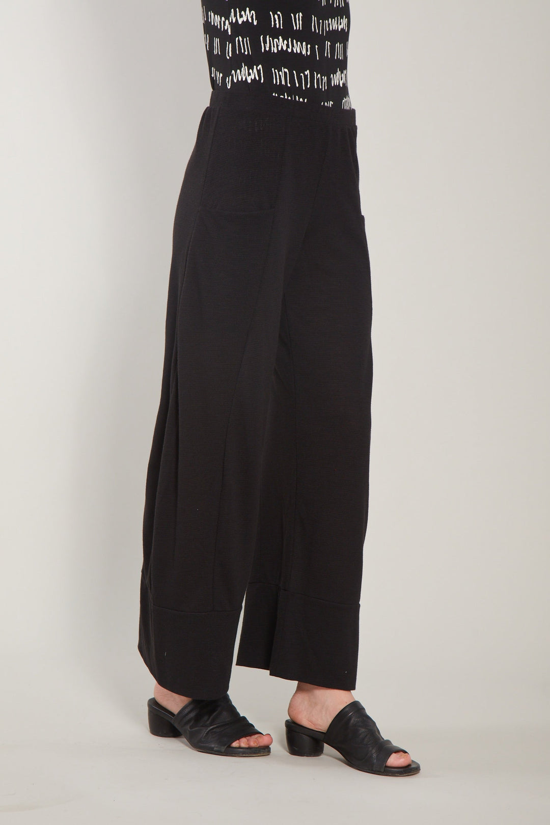 Daphne Pant Black
