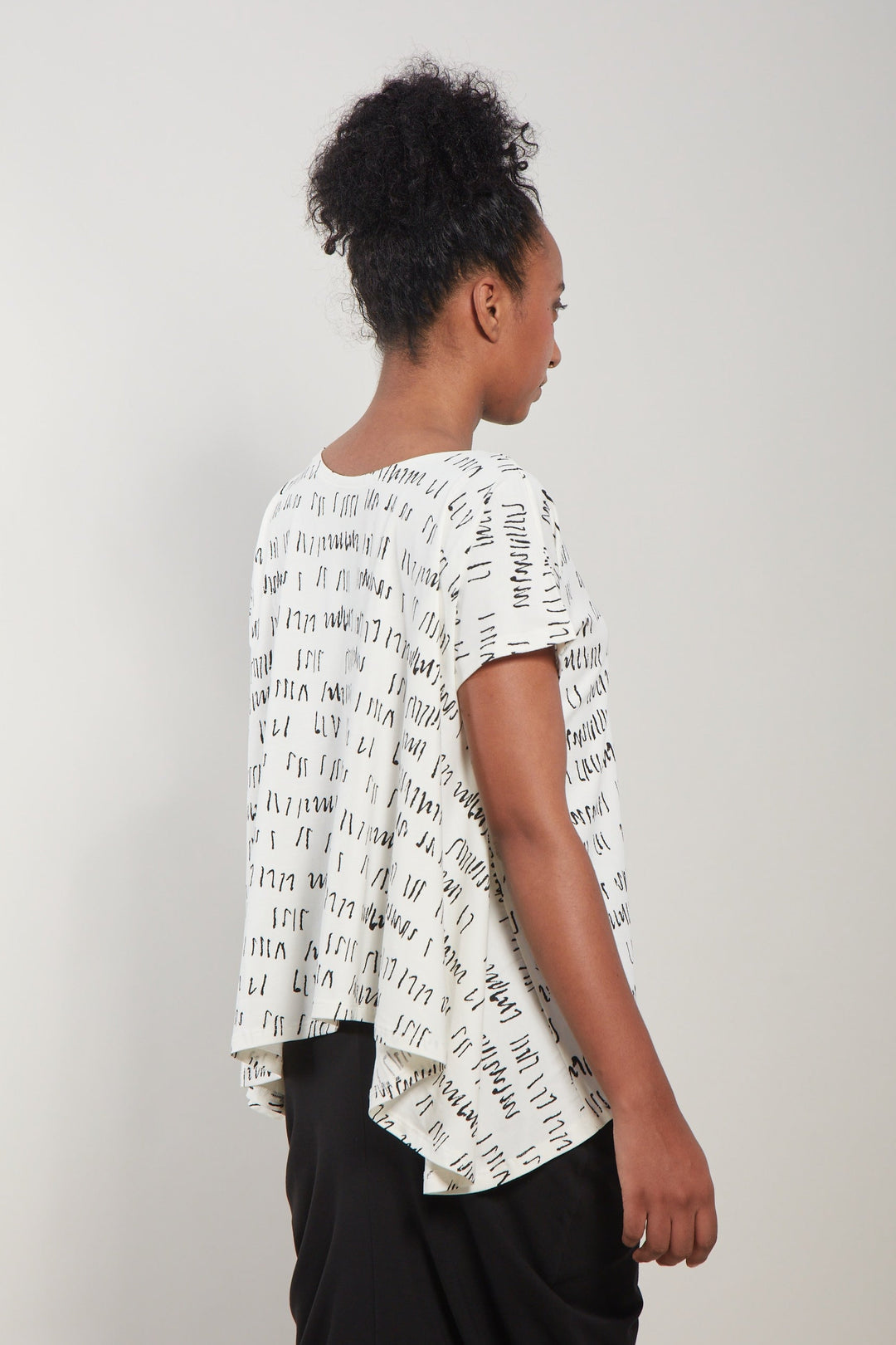 Ashley Top Ivory Script