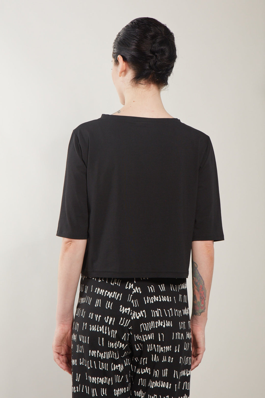 Sumi Solid Cardigan Black