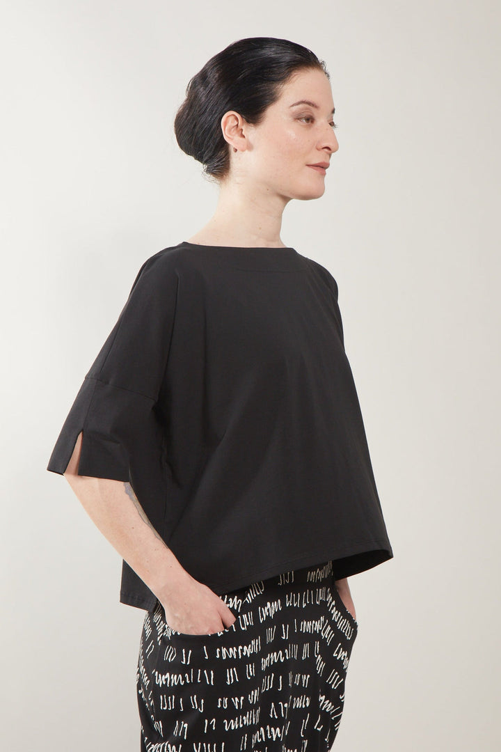 Anastasia Top Solid Black