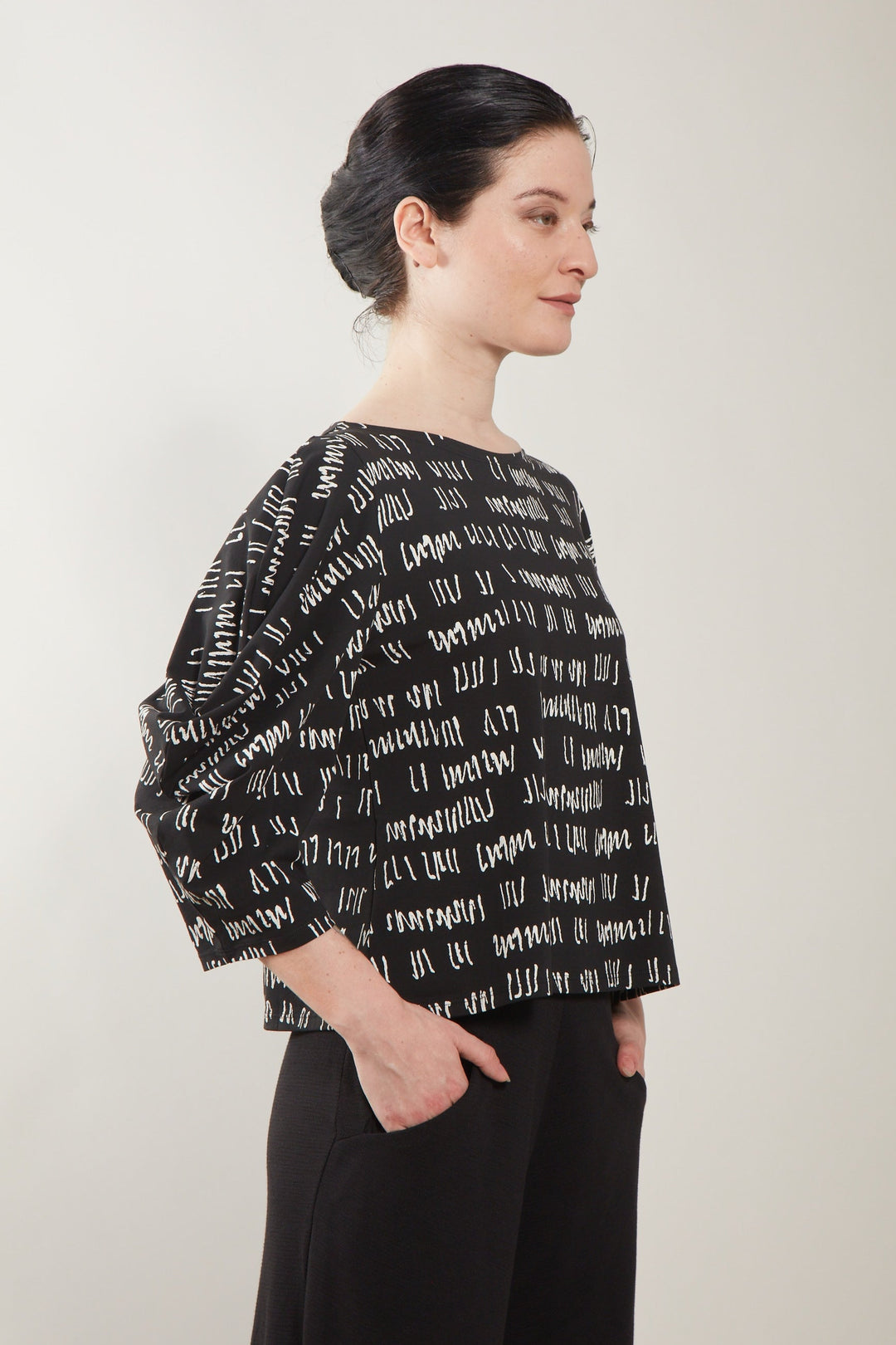 Eden Top Black Script