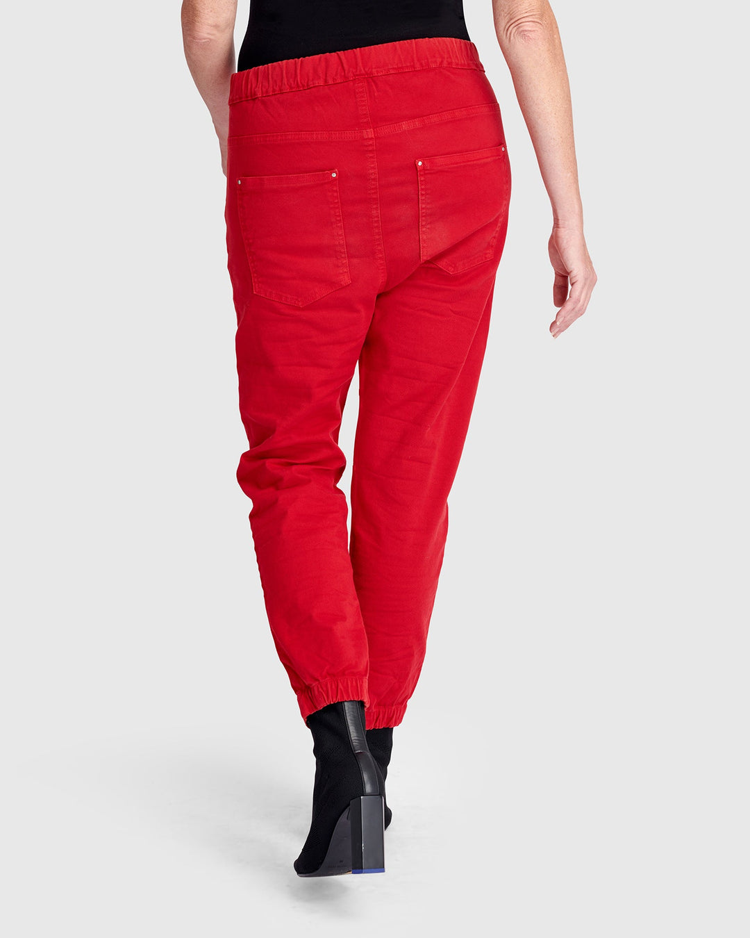Weekend Boyfriend Jogger Jeans - Red