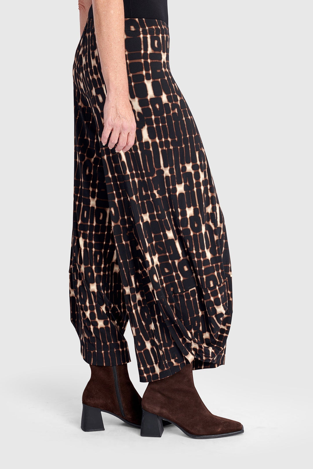 Hexa Punto Pants, Matrix