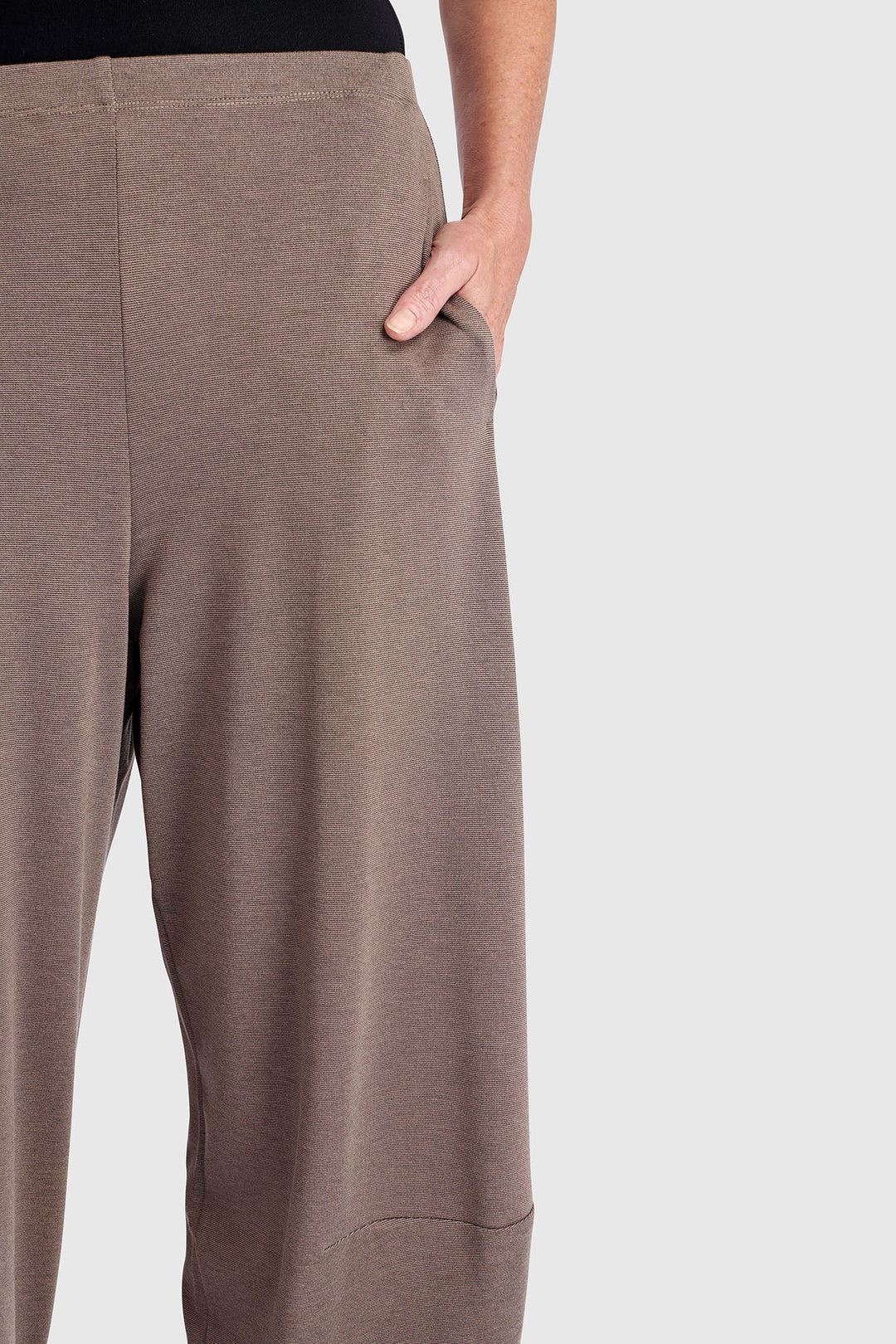Sunday Lantern Pants, Brown