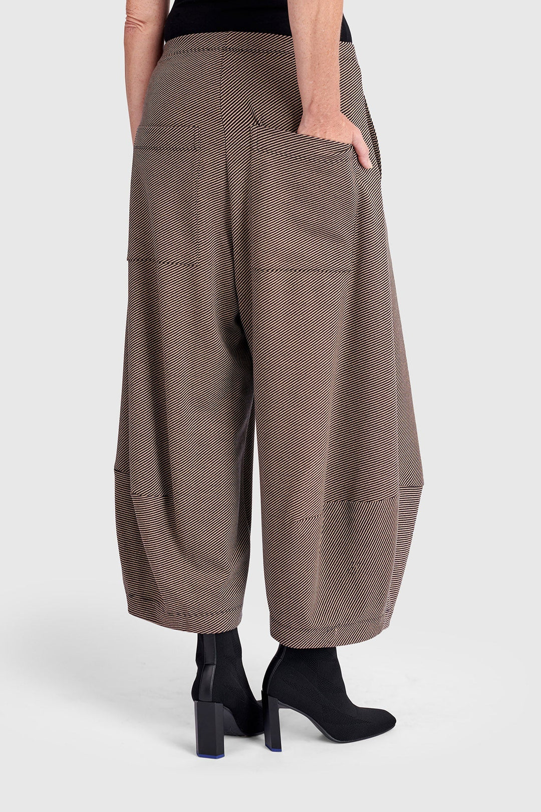 Uptown Lantern Pants, Chocolate