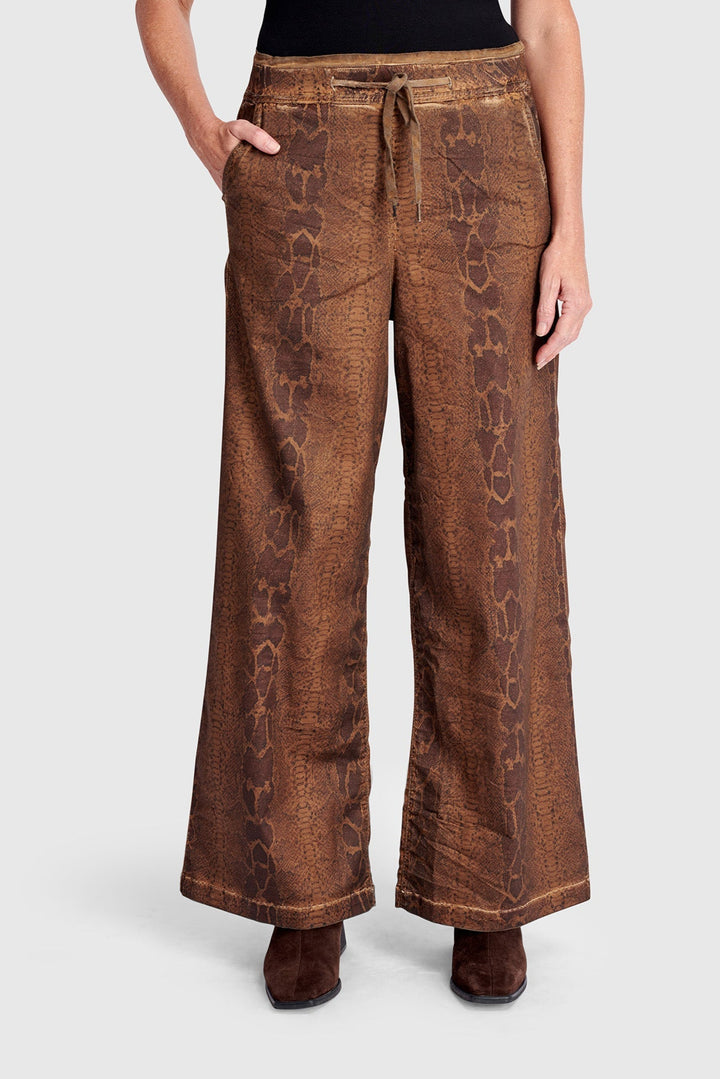Python Wide Leg Stretch Jeans, Boa