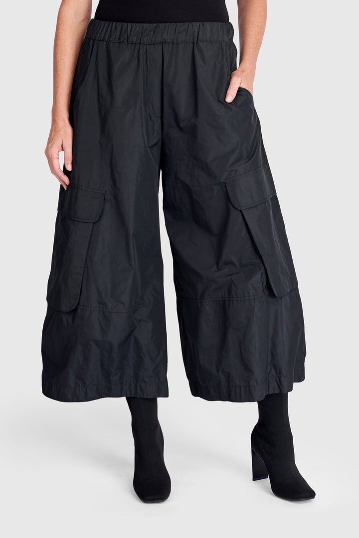Urban Wide Cargo Pants, Black