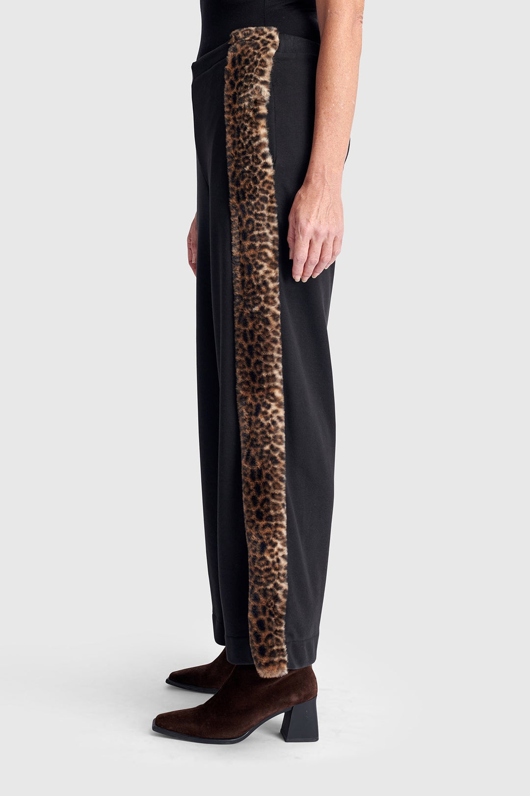 Urban Strut Relaxed Pants, Black