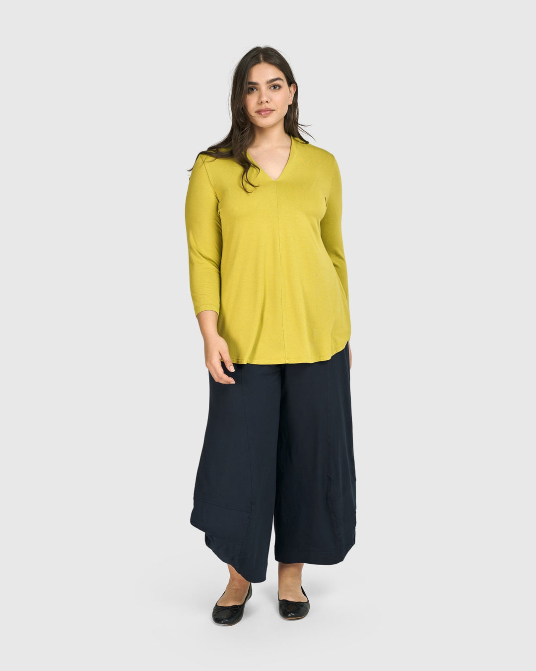 Essential V-neck Top, Lime