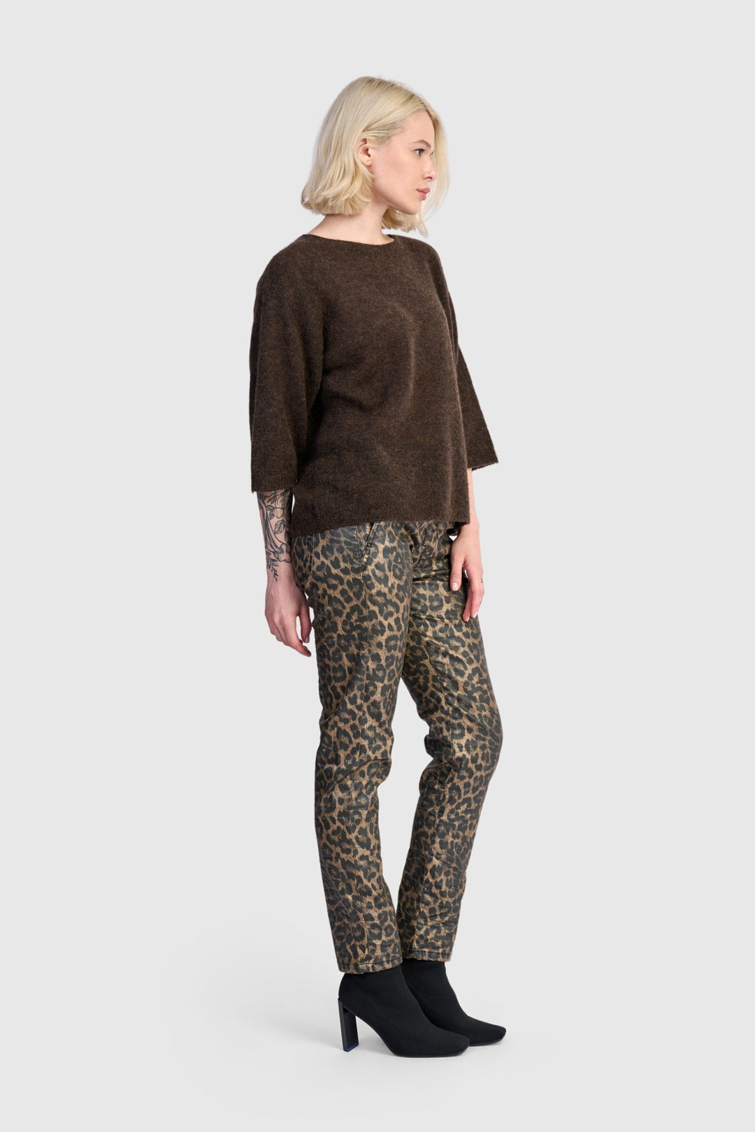 Core Pullover Sweater, Coffee