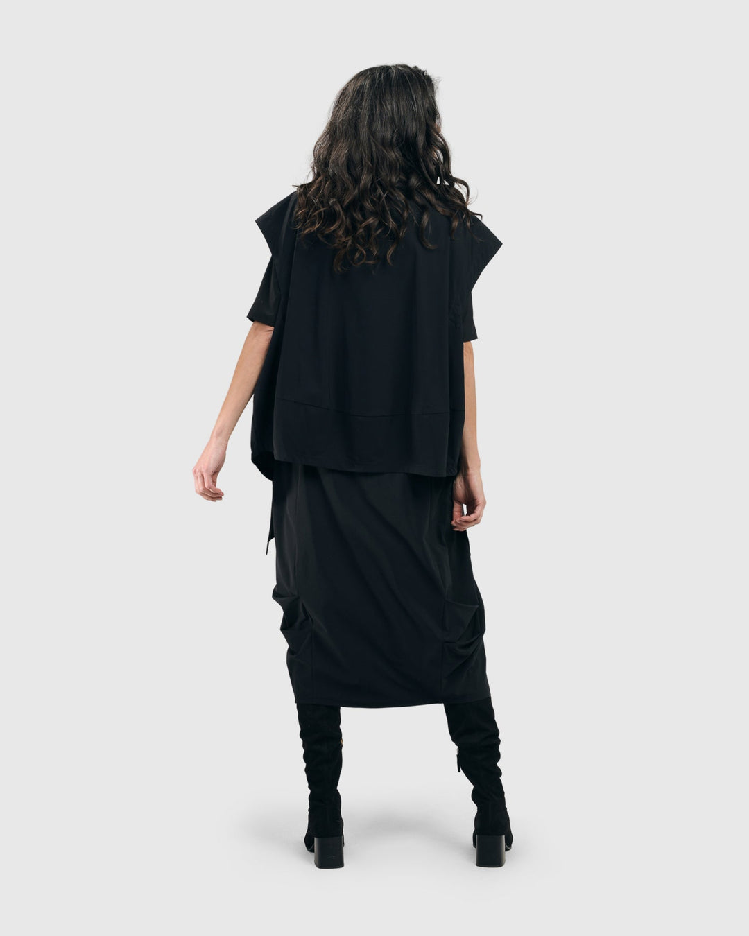 Essential Tekbika Go-To Vest Jacket, Black