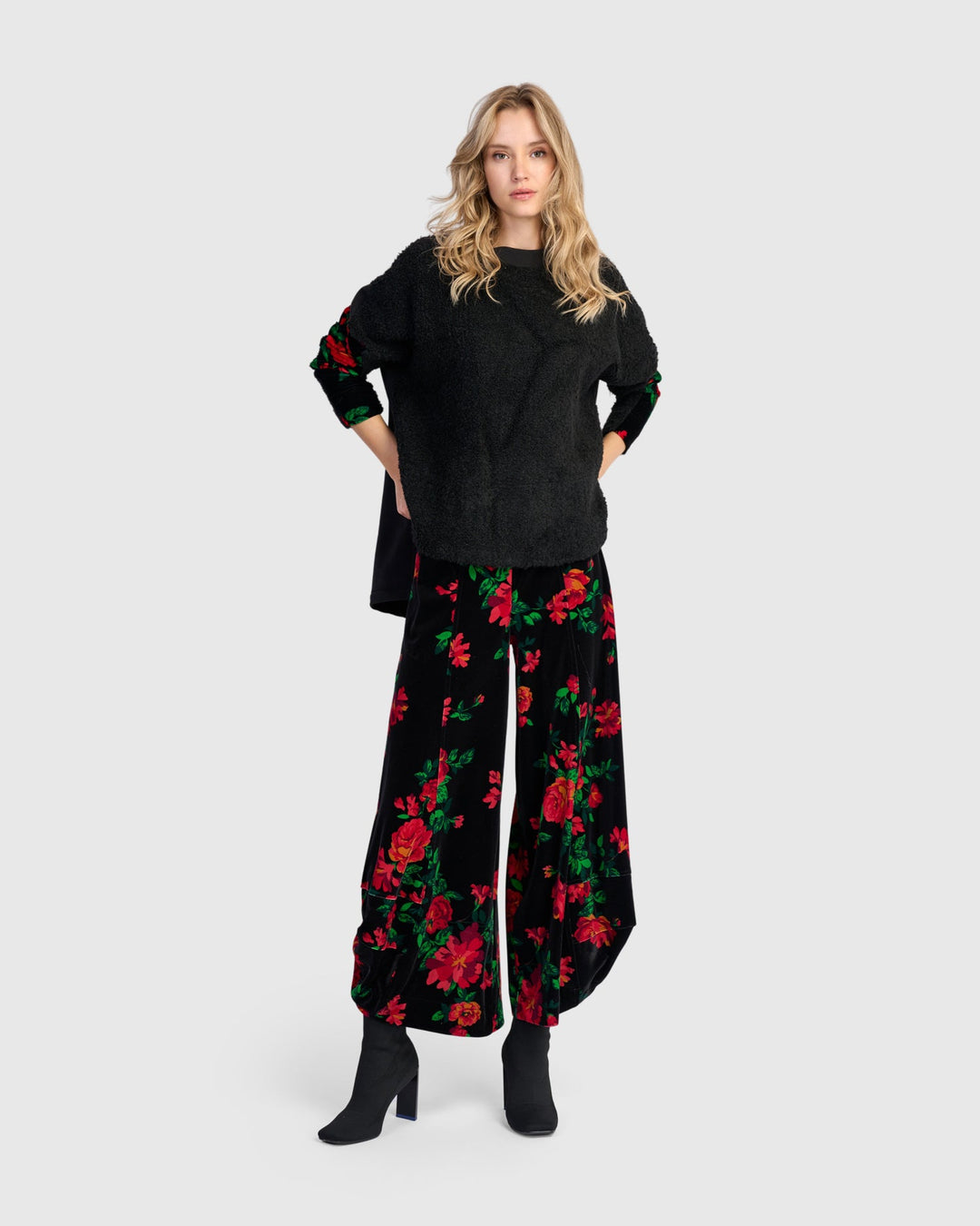 Chie Velvet Punto Pants, Roses