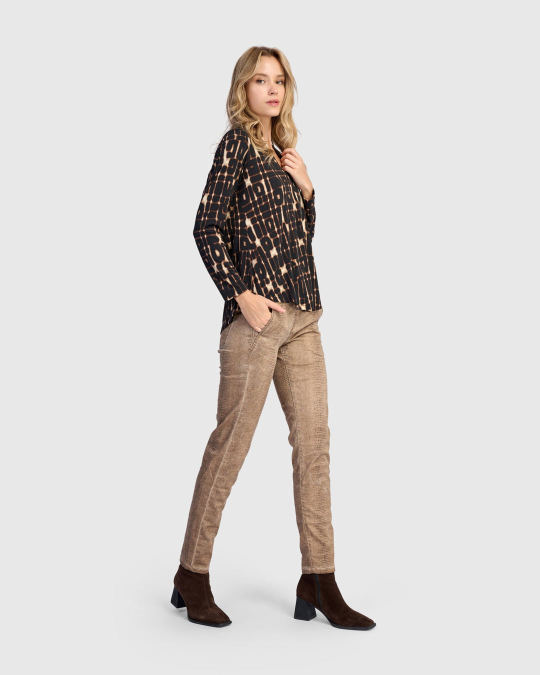 Sygnal V-neck Top - Matrix