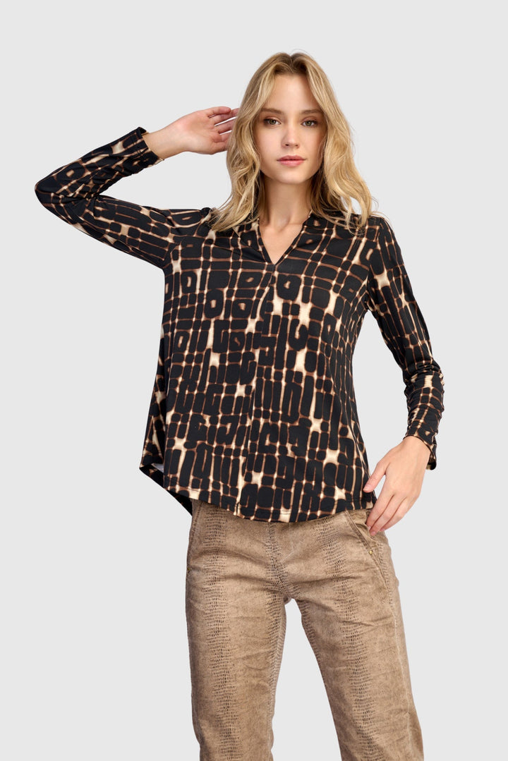 Sygnal V-neck Top - Matrix