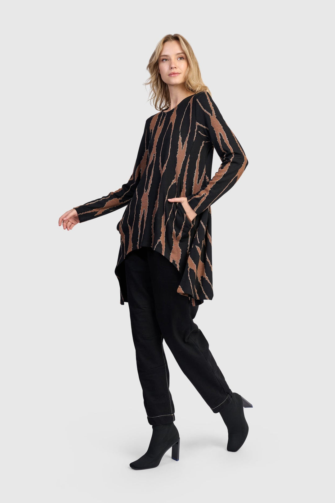Lignette Pockets Top, Wood