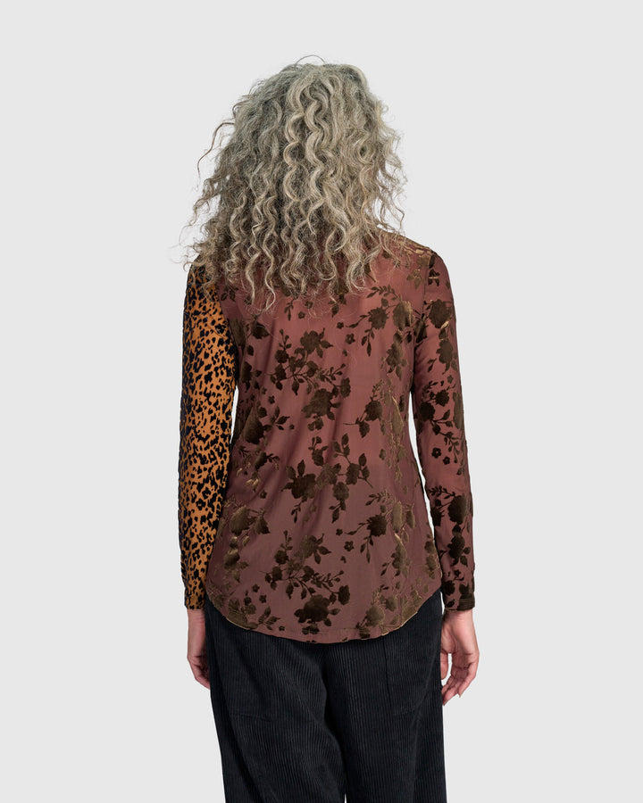 Dolcezza V-Neck Top, Regal