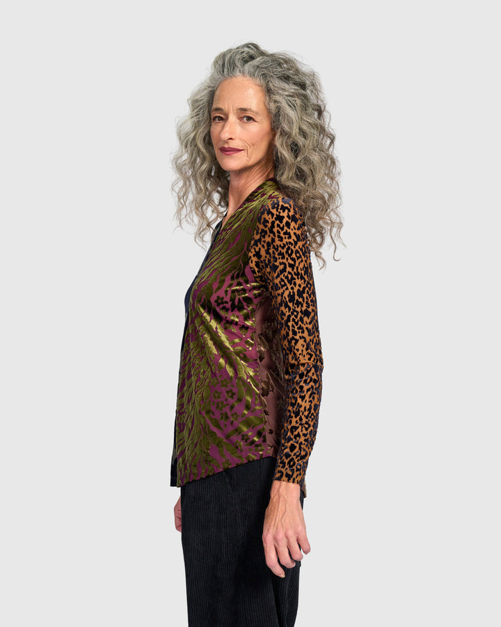 Dolcezza V-Neck Top, Regal
