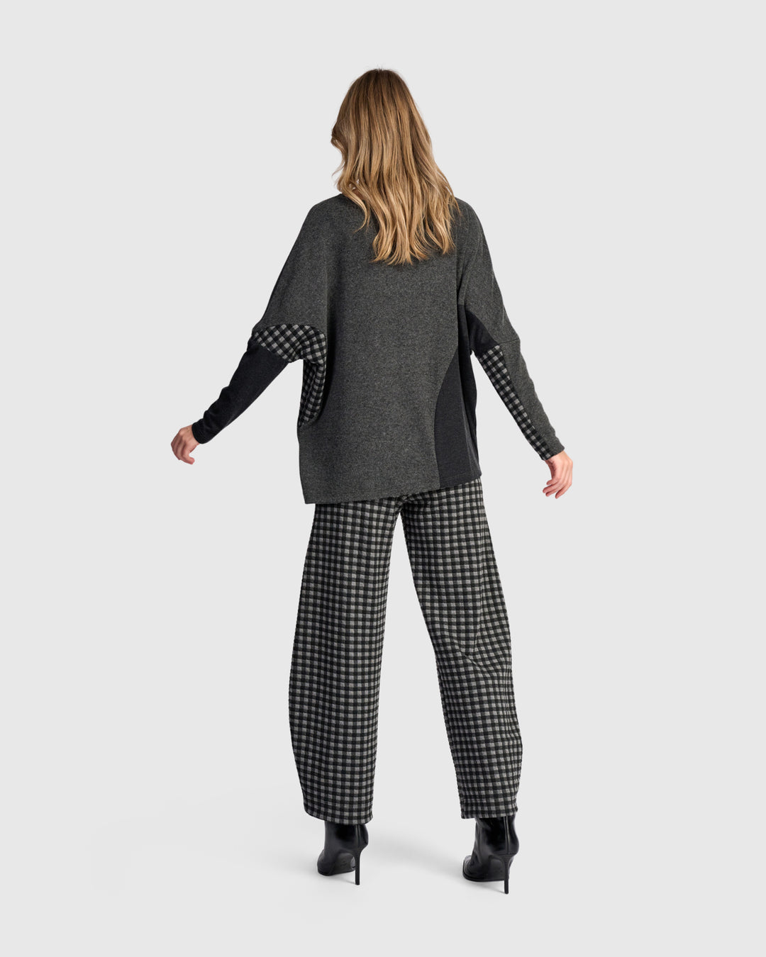 Geometric Dot  Colorblock Top Grey