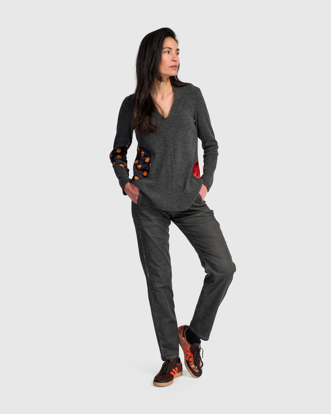 Patch Dot V Neck Mix