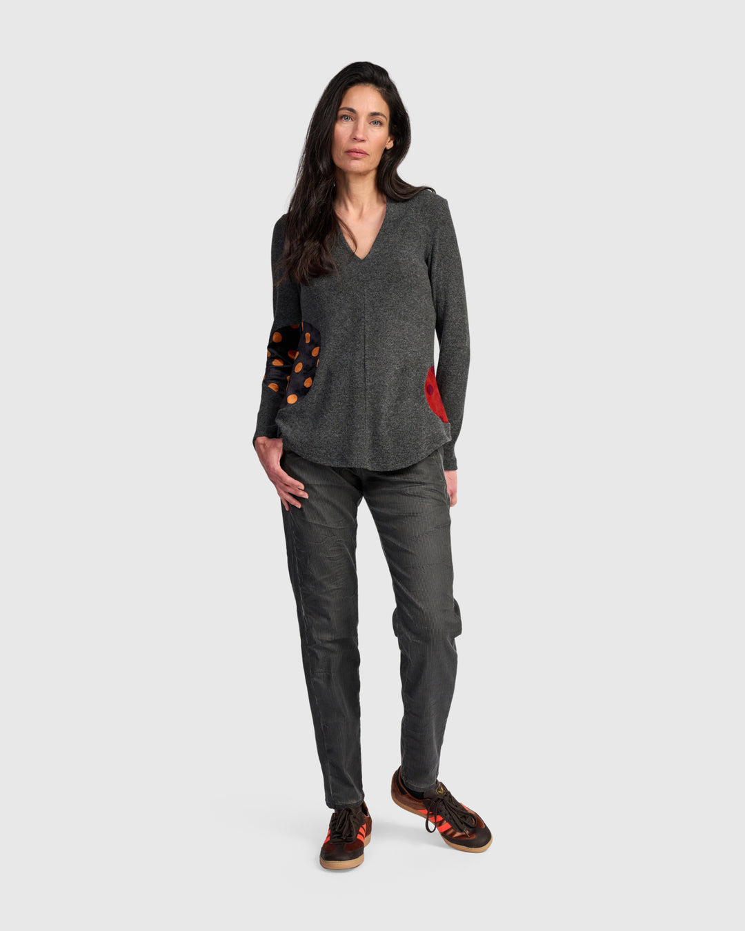 Patch Dot V Neck Mix
