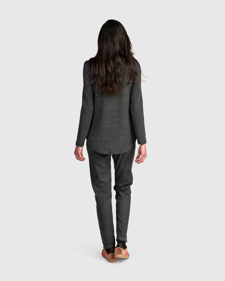 Patch Dot V Neck Mix