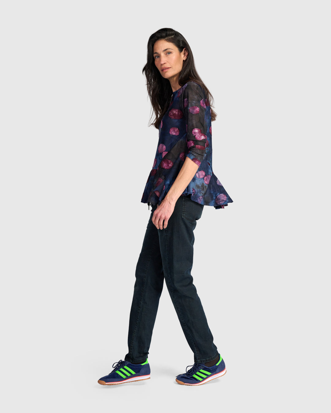 Ruffle Bottom Top Midnight